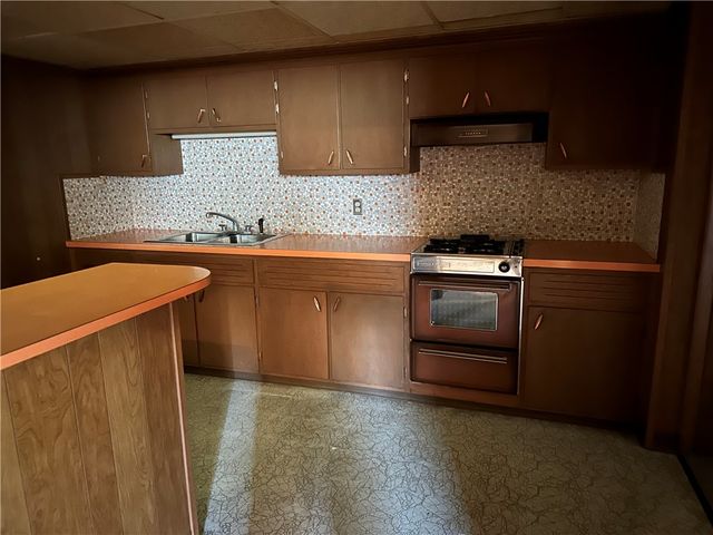 50 Wasiota Avenue, North Providence, RI 02911