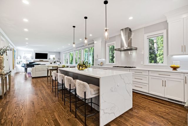 17 Sunrise Terrace, Needham, MA 02492