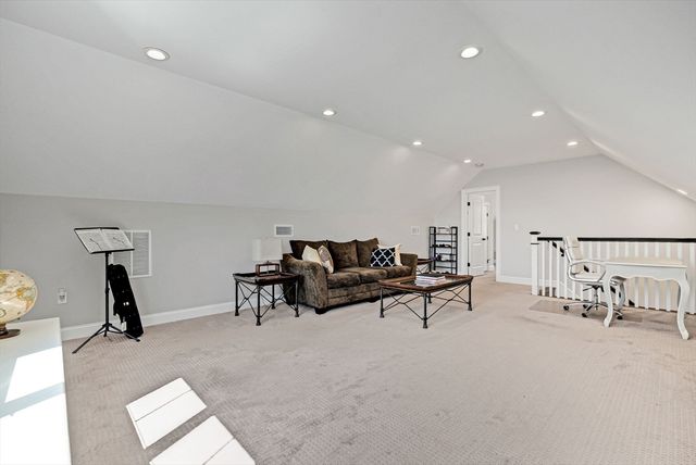 17 Sunrise Terrace, Needham, MA 02492
