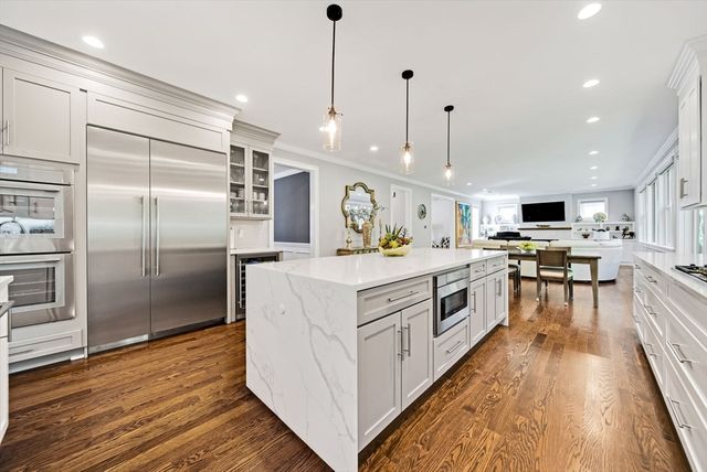 17 Sunrise Terrace, Needham, MA 02492