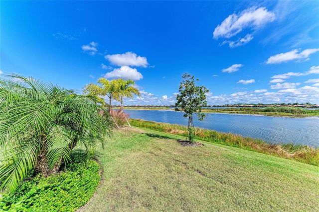 576 RAVELLO BOULEVARD, Nokomis, FL 34275