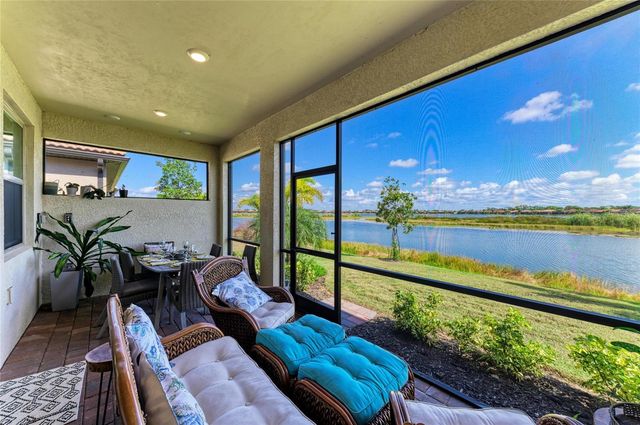 576 RAVELLO BOULEVARD, Nokomis, FL 34275