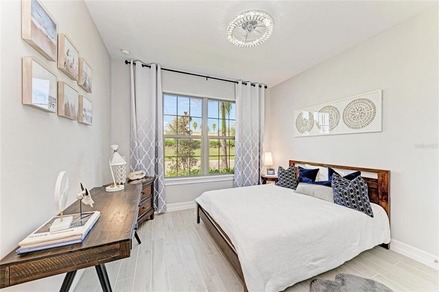 576 RAVELLO BOULEVARD, Nokomis, FL 34275