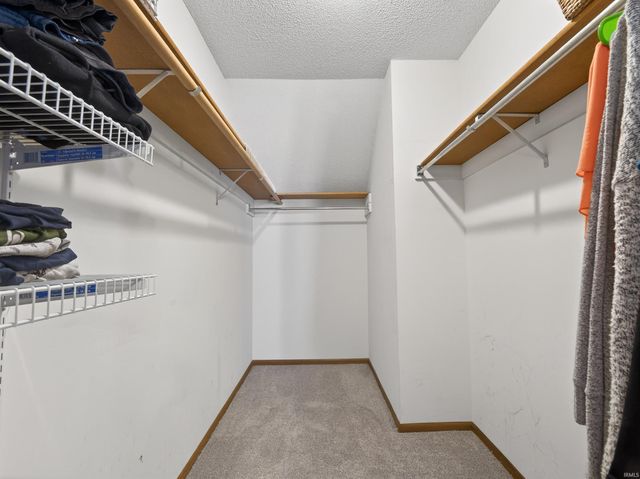 10514 Cherry Creek Road, Fort Wayne, IN 46818