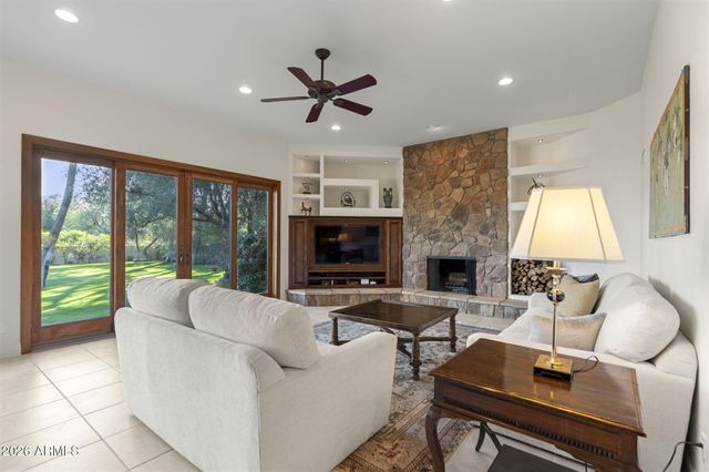 5225 E TURQUOISE Avenue, Paradise Valley, AZ 85253