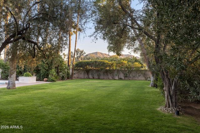 5225 E TURQUOISE Avenue, Paradise Valley, AZ 85253