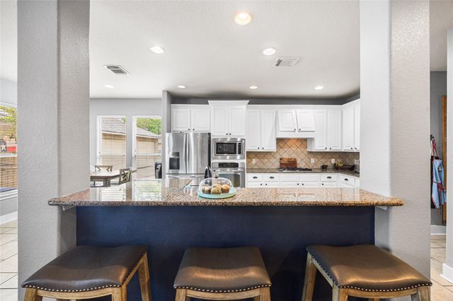 2167 Summit Mist Drive, Conroe, TX 77304