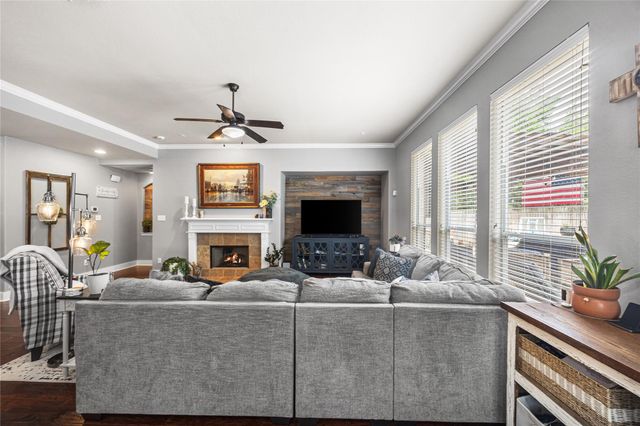 2167 Summit Mist Drive, Conroe, TX 77304