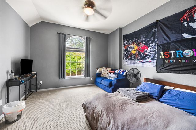 2167 Summit Mist Drive, Conroe, TX 77304