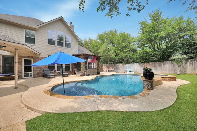 2167 Summit Mist Drive, Conroe, TX 77304