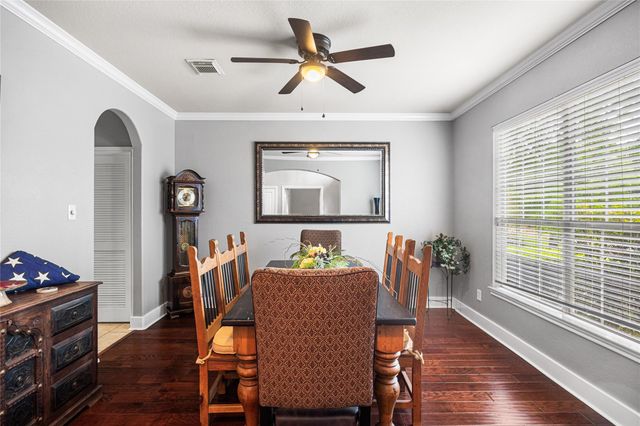 2167 Summit Mist Drive, Conroe, TX 77304