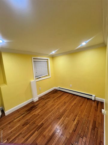 35 Essex Drive, Coram, NY 11727