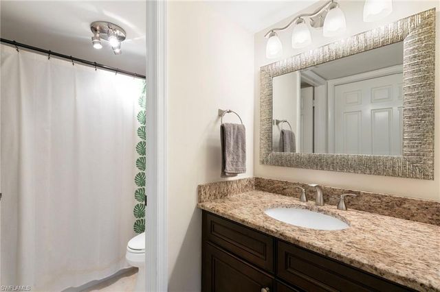 3072 Sandpiper Bay CIR M103, Naples, FL 34112