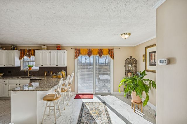 524 Willie Jarvis Rd, Sparta, TN 38583