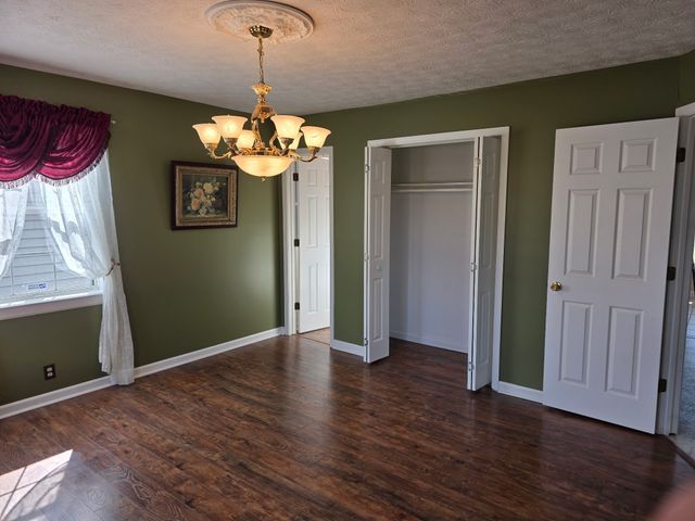 524 Willie Jarvis Rd, Sparta, TN 38583