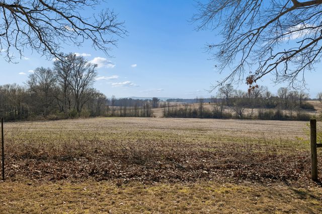 524 Willie Jarvis Rd, Sparta, TN 38583