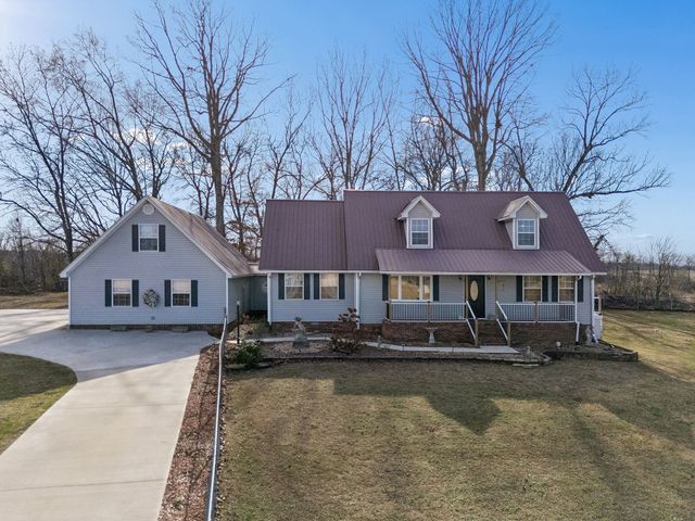 524 Willie Jarvis Rd, Sparta, TN 38583