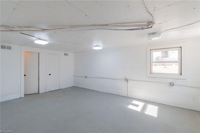 2706 Westfield Road, Mount Airy, NC 27030