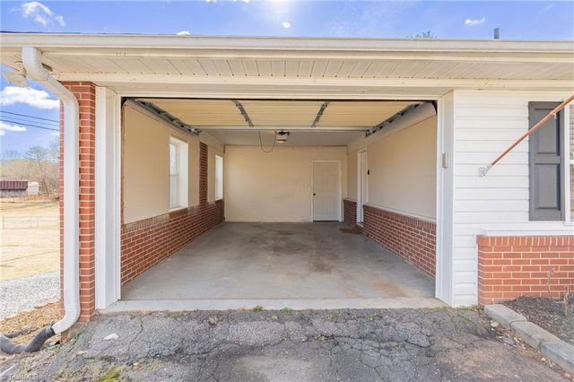 2706 Westfield Road, Mount Airy, NC 27030