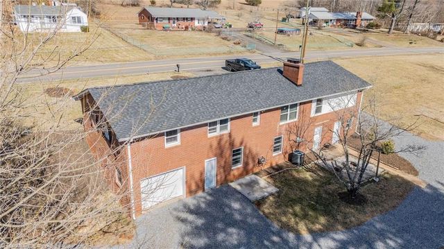 2706 Westfield Road, Mount Airy, NC 27030