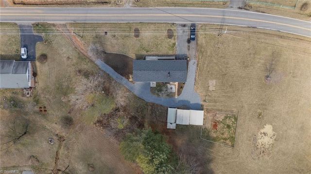 2706 Westfield Road, Mount Airy, NC 27030