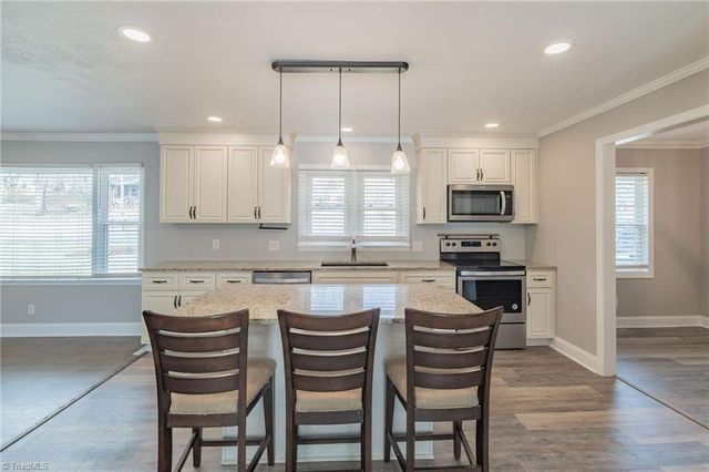 2706 Westfield Road, Mount Airy, NC 27030