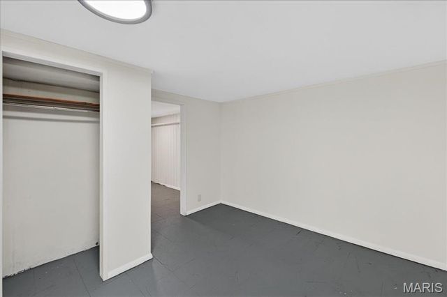 212 Lakeside Drive, Ballwin, MO 63021