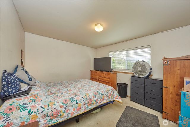 6804 E 132nd Street Ct, Puyallup, WA 98373