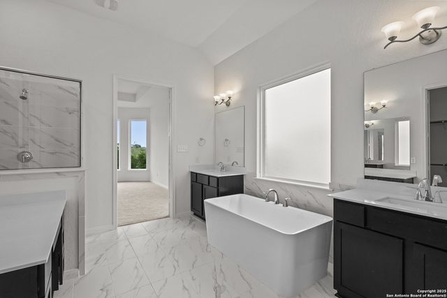 4523 Yoakum Valley, Schertz, TX 78108