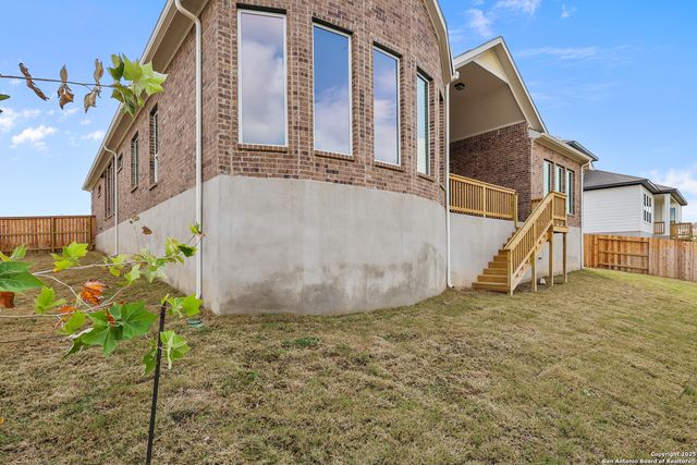 4523 Yoakum Valley, Schertz, TX 78108