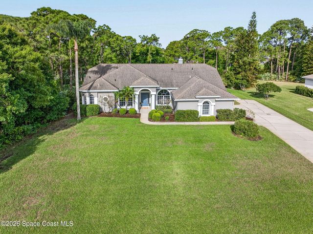 4404 Long Lake Road, Melbourne, FL 32934