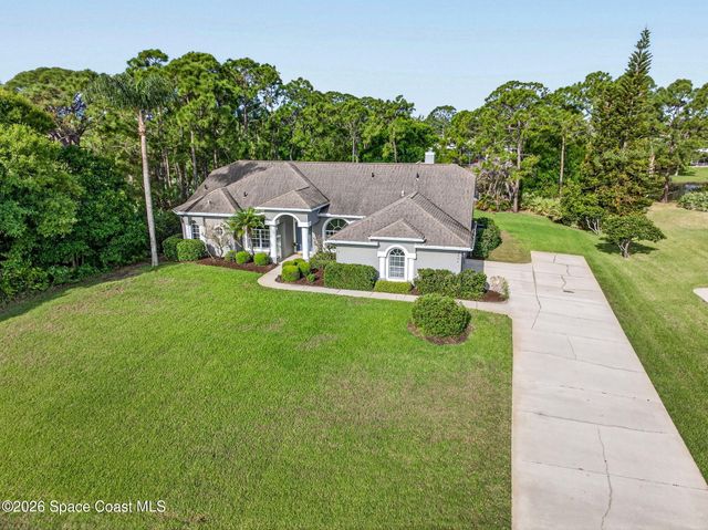 4404 Long Lake Road, Melbourne, FL 32934
