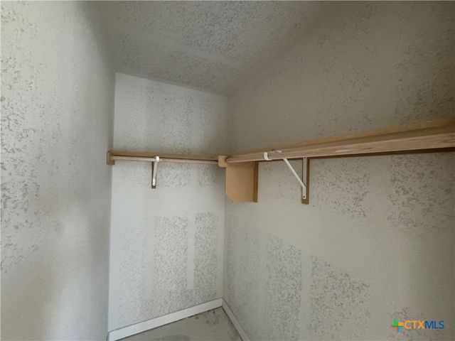 1919 Meridian Loop, Temple, TX 76504