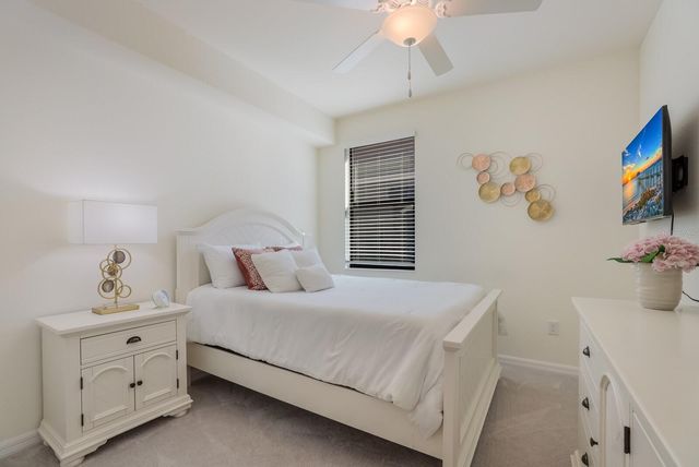 18017 GAWTHROP DRIVE 104, Bradenton, FL 34211