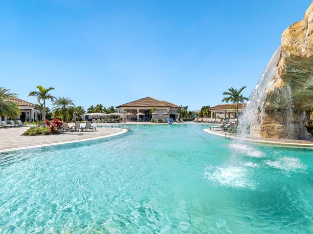 18017 GAWTHROP DRIVE 104, Bradenton, FL 34211