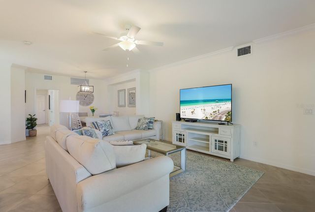 18017 GAWTHROP DRIVE 104, Bradenton, FL 34211