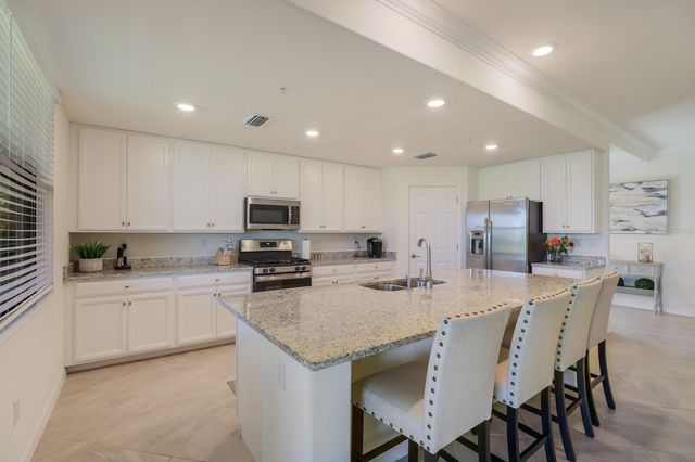 18017 GAWTHROP DRIVE 104, Bradenton, FL 34211