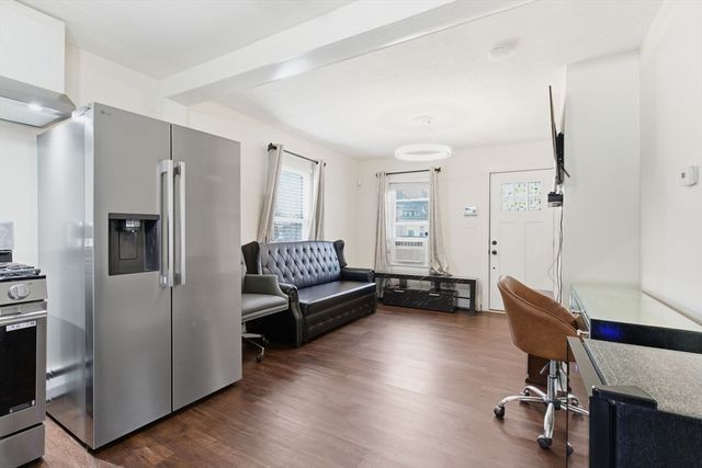 291 Boylston St, Brockton, MA 02301