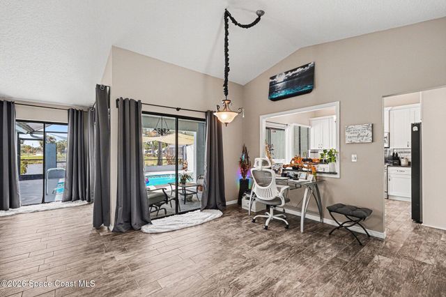270 Oak Haven Drive, Melbourne, FL 32940