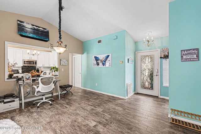 270 Oak Haven Drive, Melbourne, FL 32940