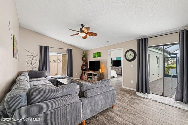 270 Oak Haven Drive, Melbourne, FL 32940