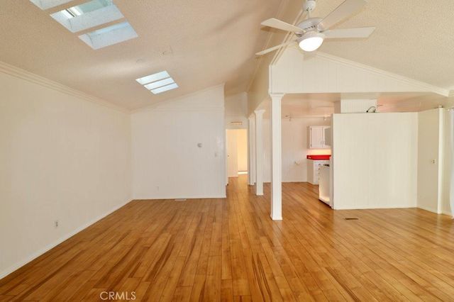 2509 Park Lake 182, Santa Ana, CA 92705