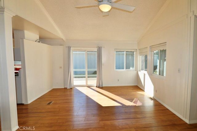 2509 Park Lake 182, Santa Ana, CA 92705