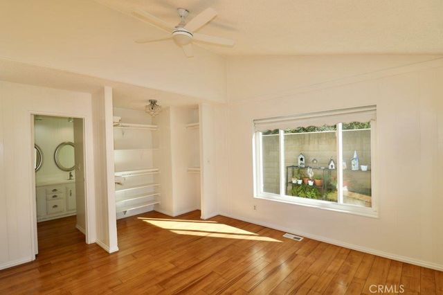 2509 Park Lake 182, Santa Ana, CA 92705