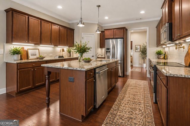 2730 Middlecreek Way, Cumming, GA 30041