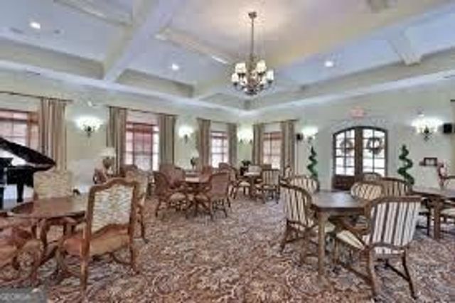 2730 Middlecreek Way, Cumming, GA 30041