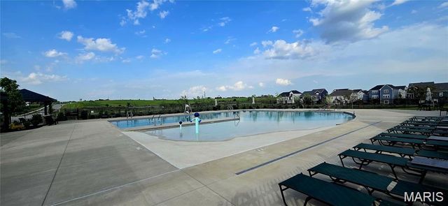 327 Dalriada Boulevard, O'fallon, MO 63368