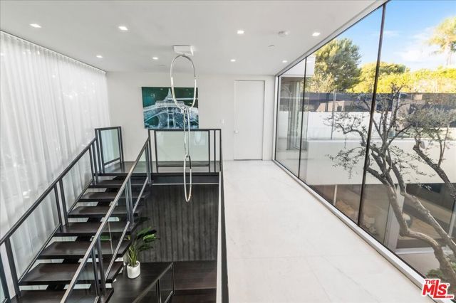 1620 Carla, Beverly Hills, CA 90210