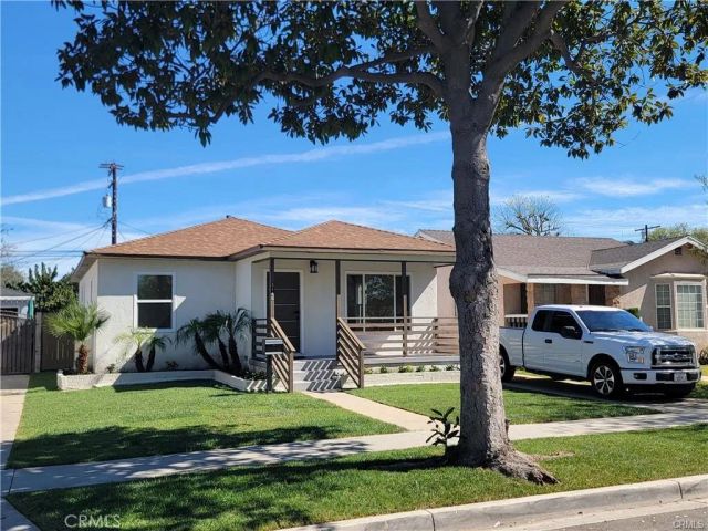 3140 Golden Avenue, Long Beach, CA 90806