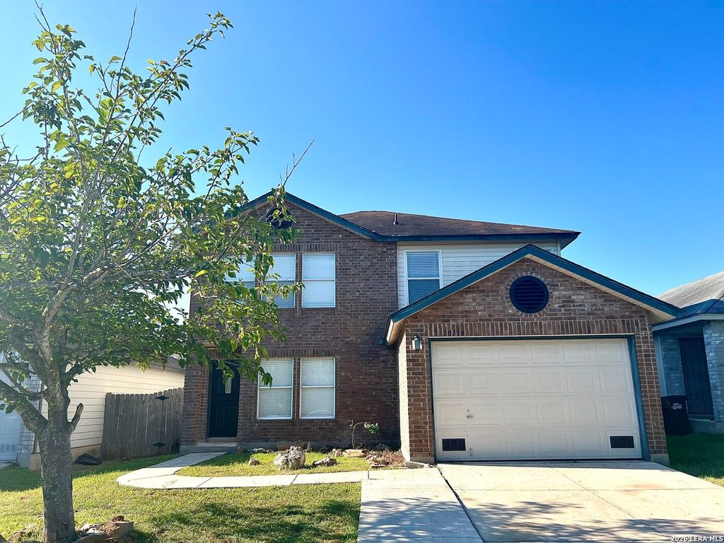 10114 PADDLEFISH CRK, San Antonio, TX 78245